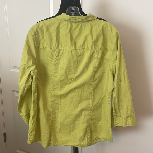 St Johns Bay 100% Cotton Lightweight Lime Green Button Dow Shirt Size XL - Picture 2 of 4